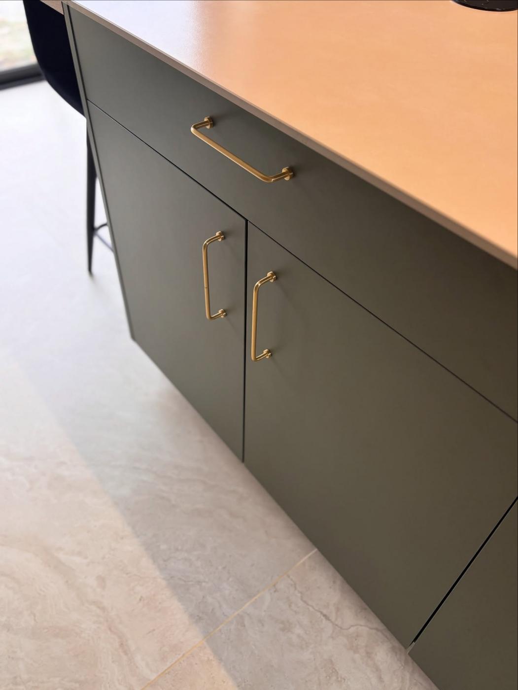 FD CR�ATION 
Artisan Fabricant